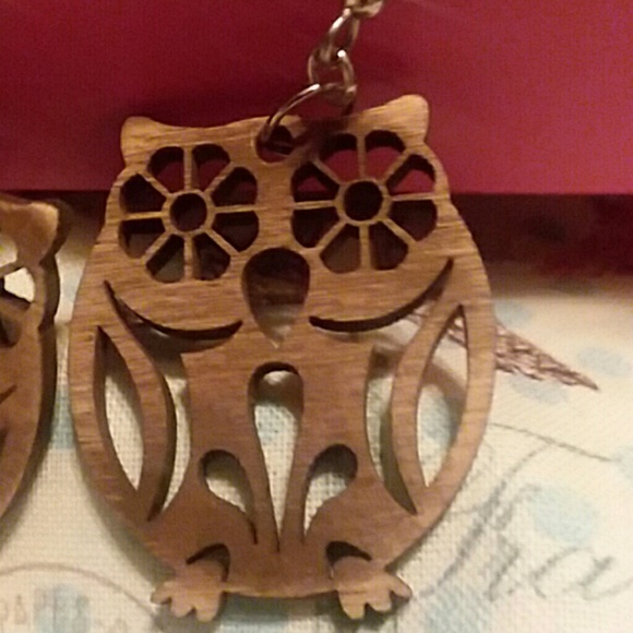 Wood Owl Earrings w/Silver Tone Hooks - Picture 2 of 2